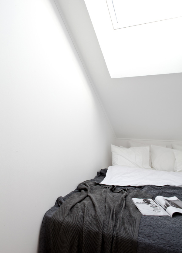 Blooc House - curate this space