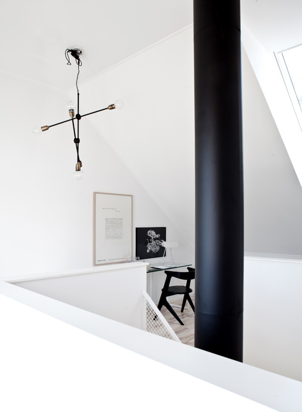 Blooc House - curate this space